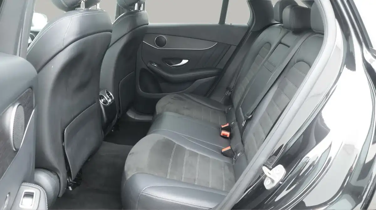 2020-mercedes-benz-glc-class-20d-glc220d-amg-line-station-wagon-5d-4matic-plus-big-16