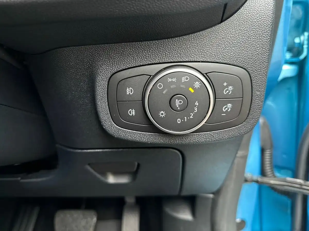 2022-ford-fiesta-10t-titanium-vignale-125ps-hybrid-mhev-powershift-big-22