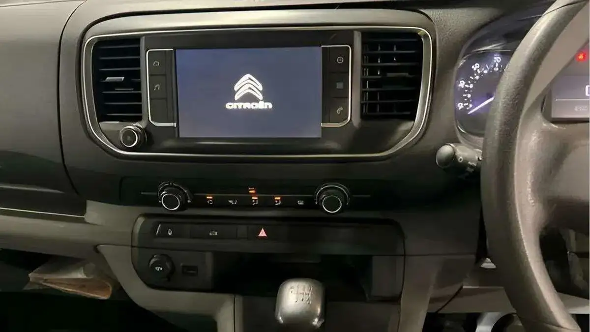 2020-citroen-dispatch-15bluehdi-enterprise-xl-1000-100pseu6d-big-9