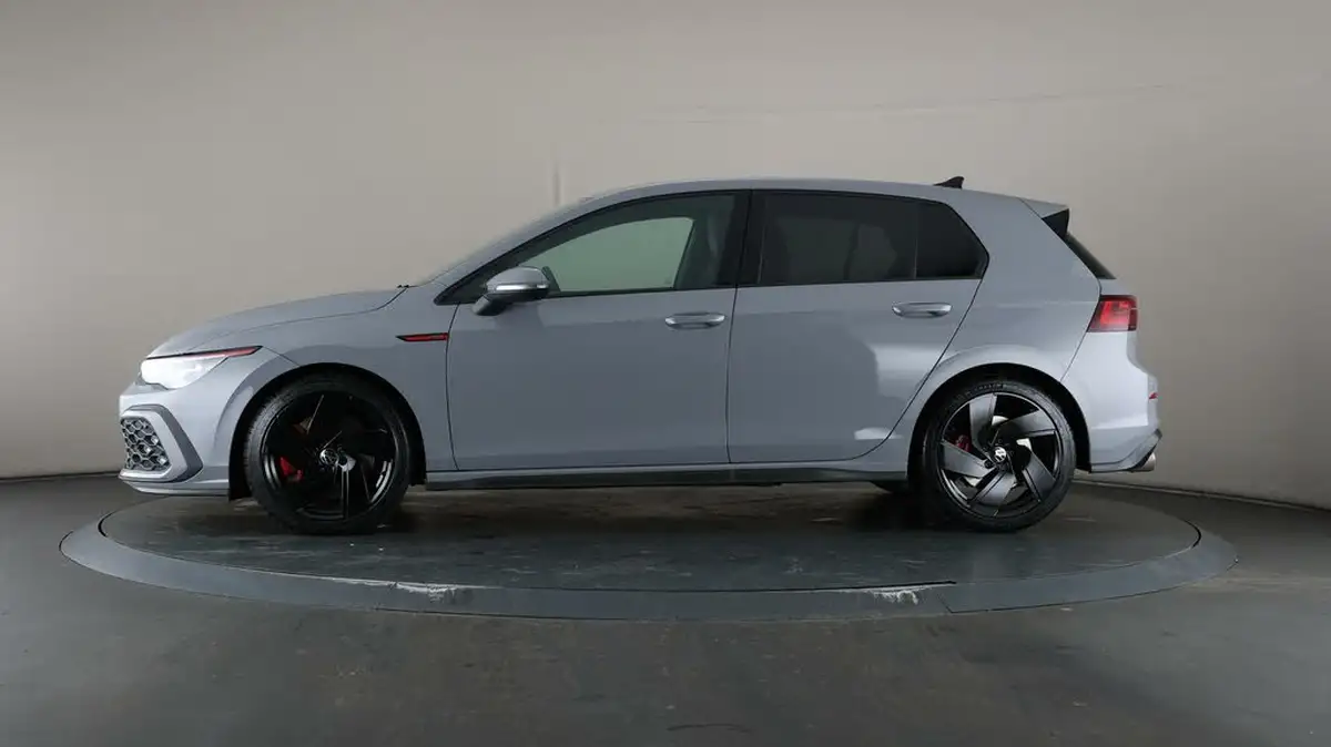 2021-volkswagen-golf-20-tsi-gti-dsg-big-39