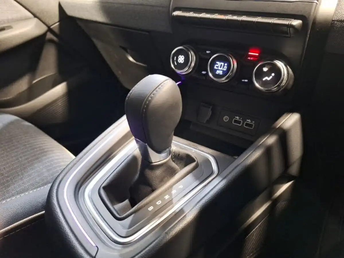 2023-renault-clio-16-techno-big-10
