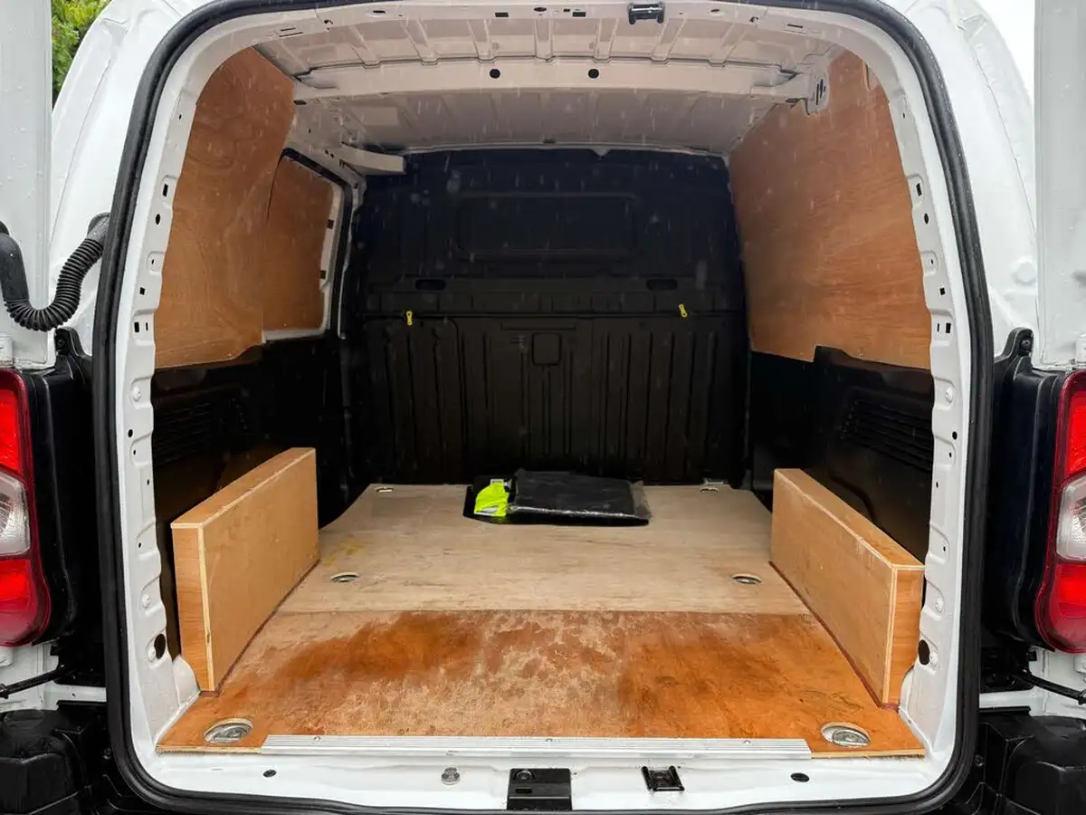 2023-citroen-berlingo-15-bluehdi-1000-enterprise-edition-100pseu6d-big-5