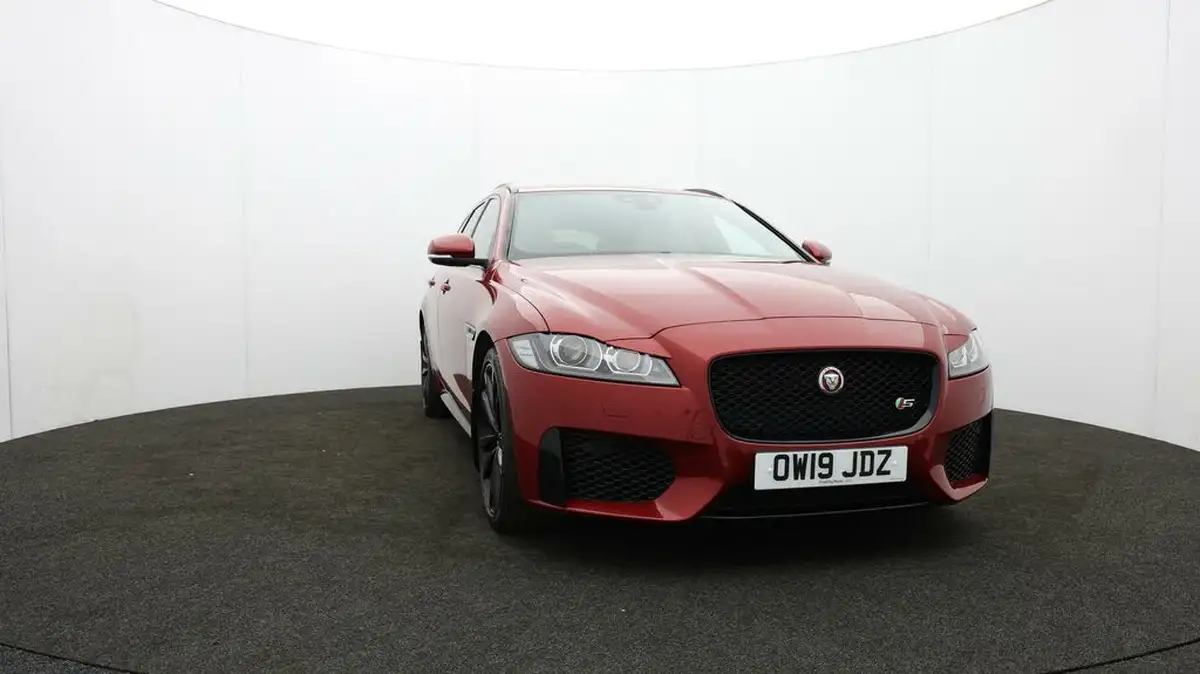 2019-jaguar-xf-30td-sportbrake-5d-big-55