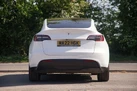 2022-tesla-model-y-e-long-range-small-4