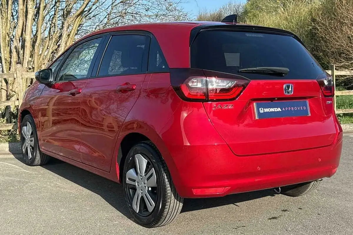 2021-honda-jazz-15-i-mmd-ex-107ps-big-2