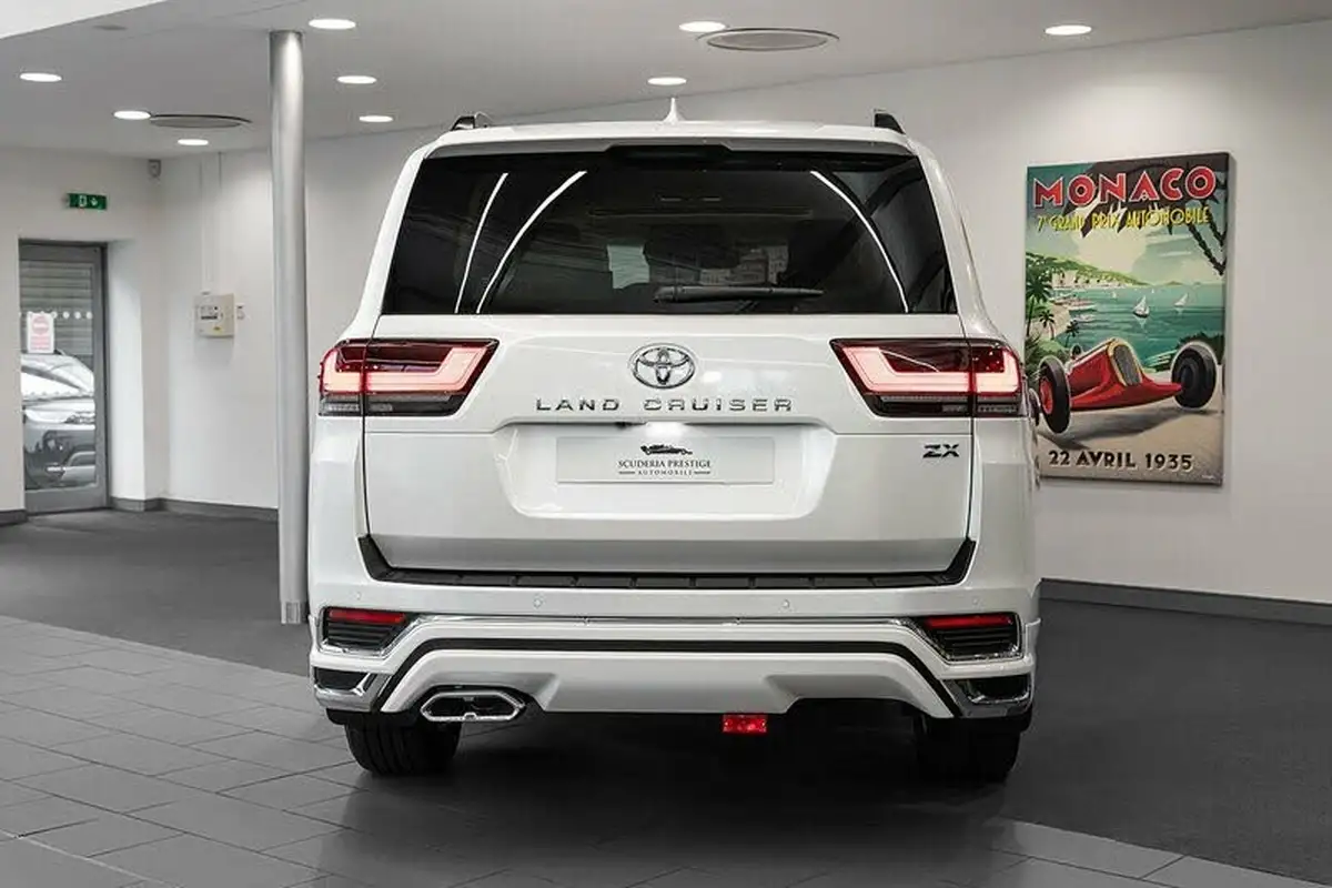 2023-toyota-land-cruiser-big-8