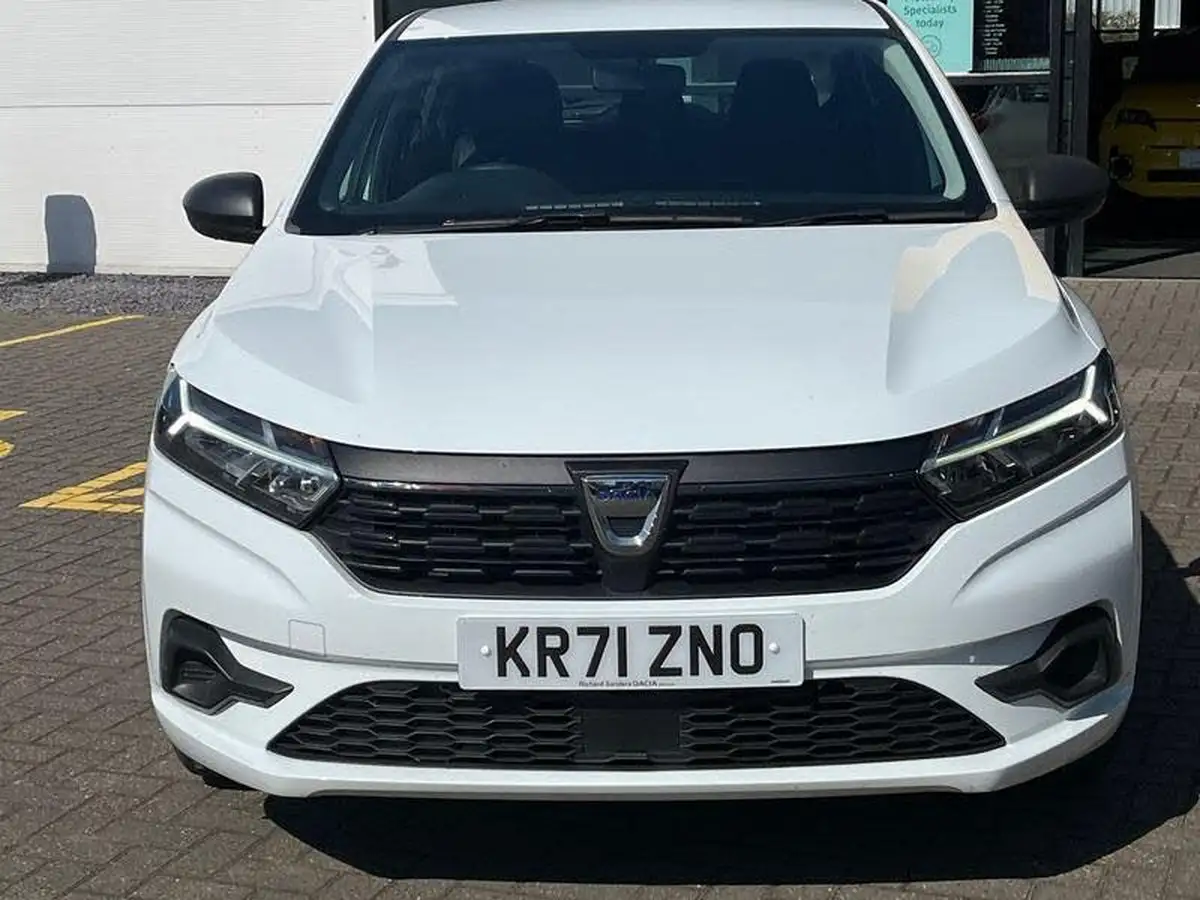 2022-dacia-sandero-10-sce-essential-big-7