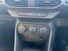 2022-dacia-sandero-10-sce-essential-small-18