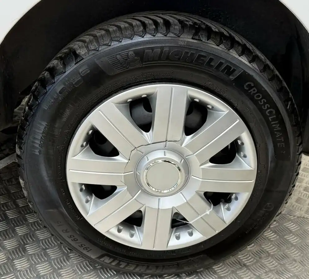 2018-peugeot-partner-16bluehdi-professional-l1-100pseu6-854-big-17