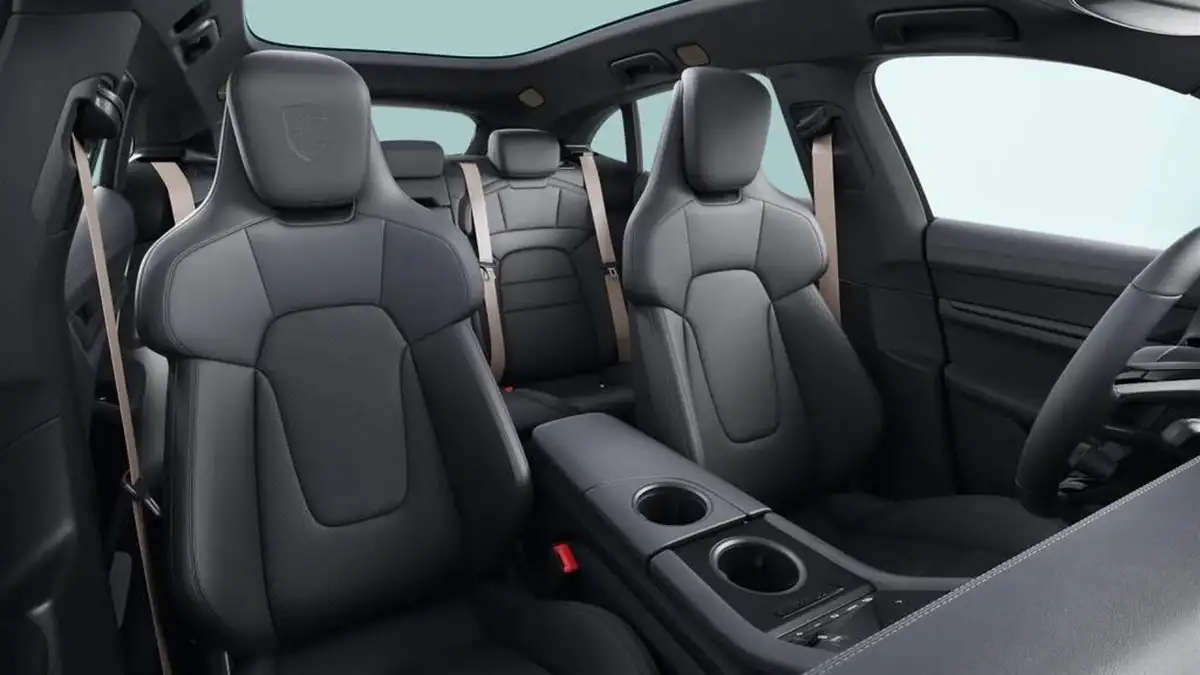 2023-porsche-taycan-e-4s-cross-turismo-big-6