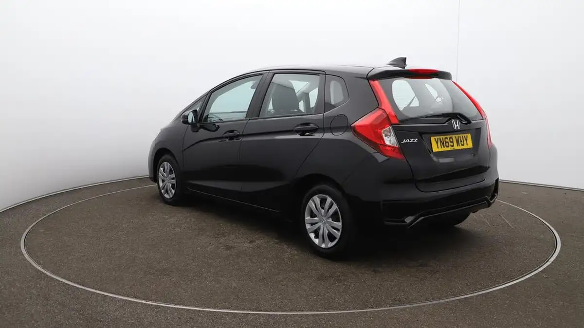 2019-honda-jazz-13-i-vtec-s-big-59