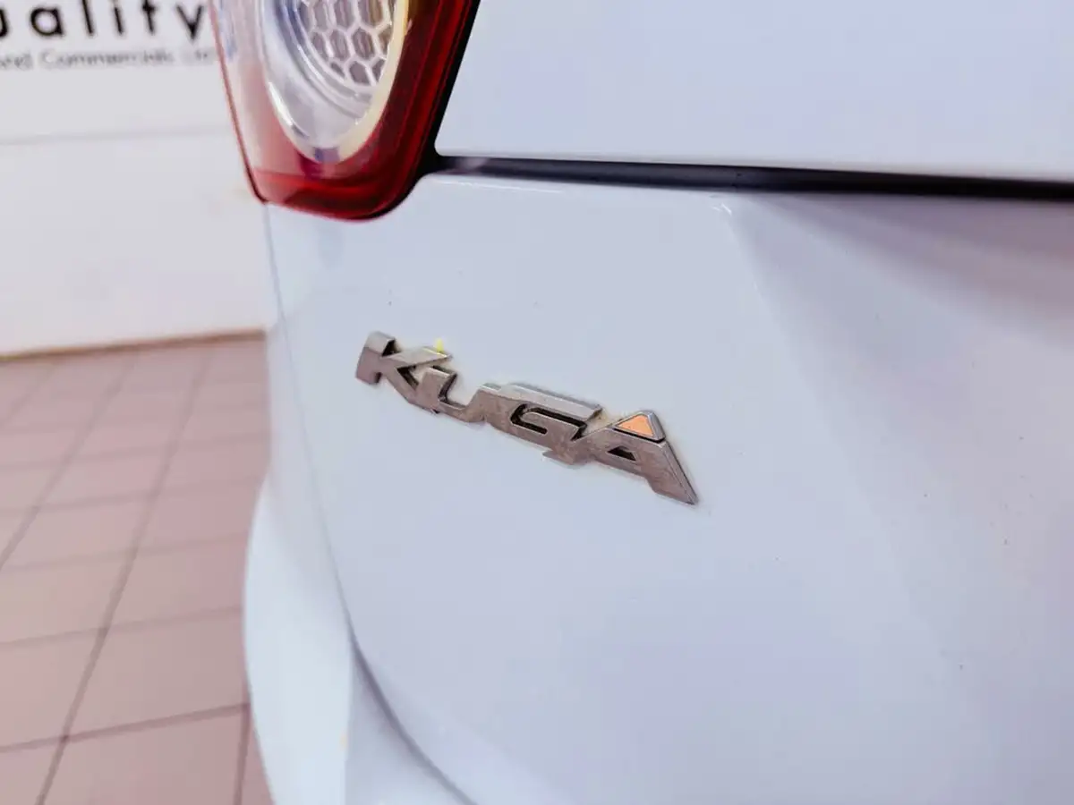 2012-ford-kuga-20td-titanium-163ps-4x4-big-33