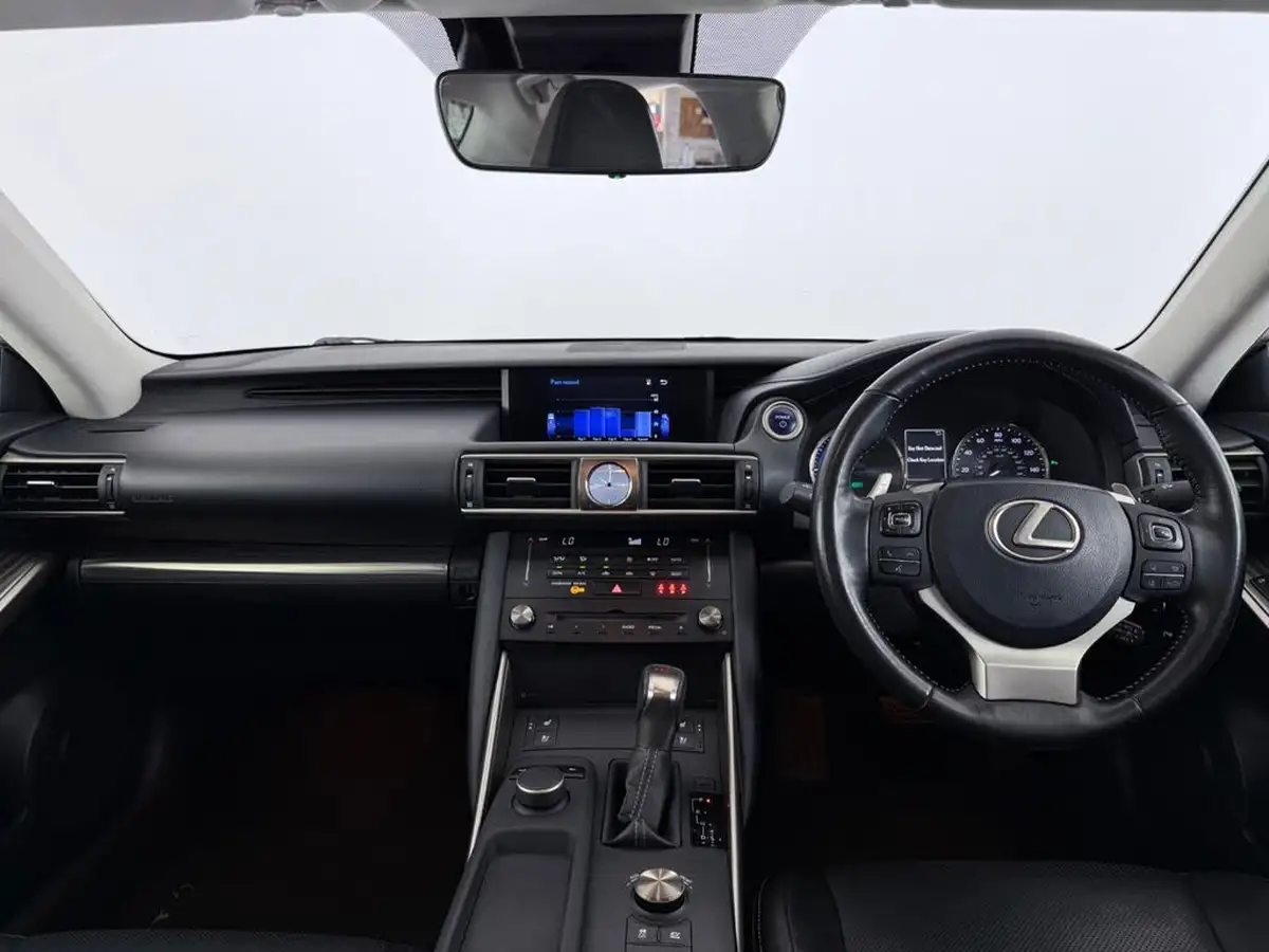 2018-lexus-is-300h-25-advance-lexus-navigation-big-19