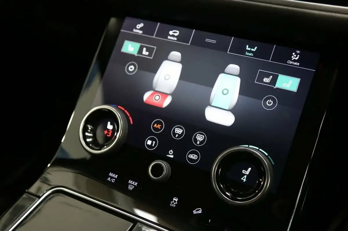 2017-land-rover-range-rover-velar-30-p380-hse-big-27