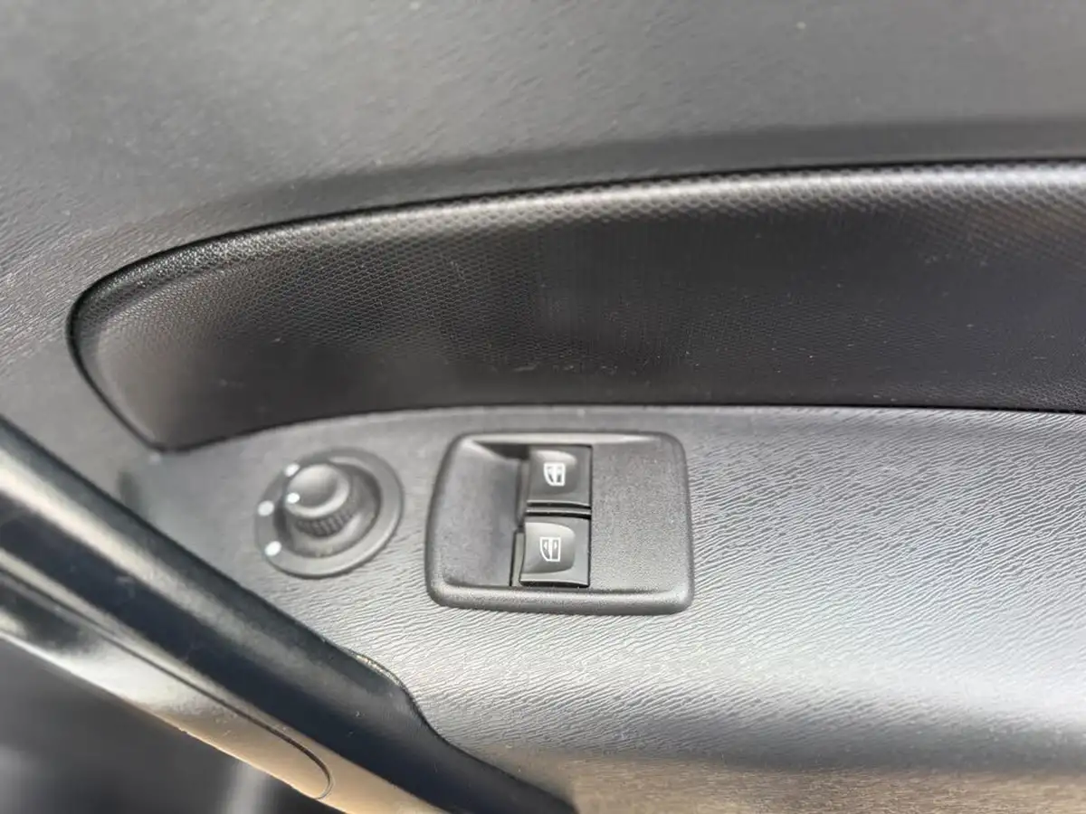 2020-renault-kangoo-15dci-ml19-energy-dci-80-business-big-27