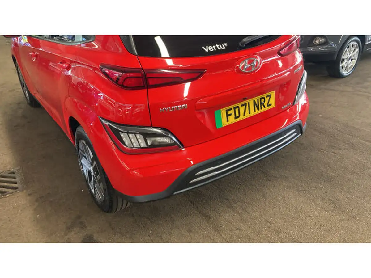 2022-hyundai-kona-e-premium-204ps-64kwh-7kw-obc-big-65
