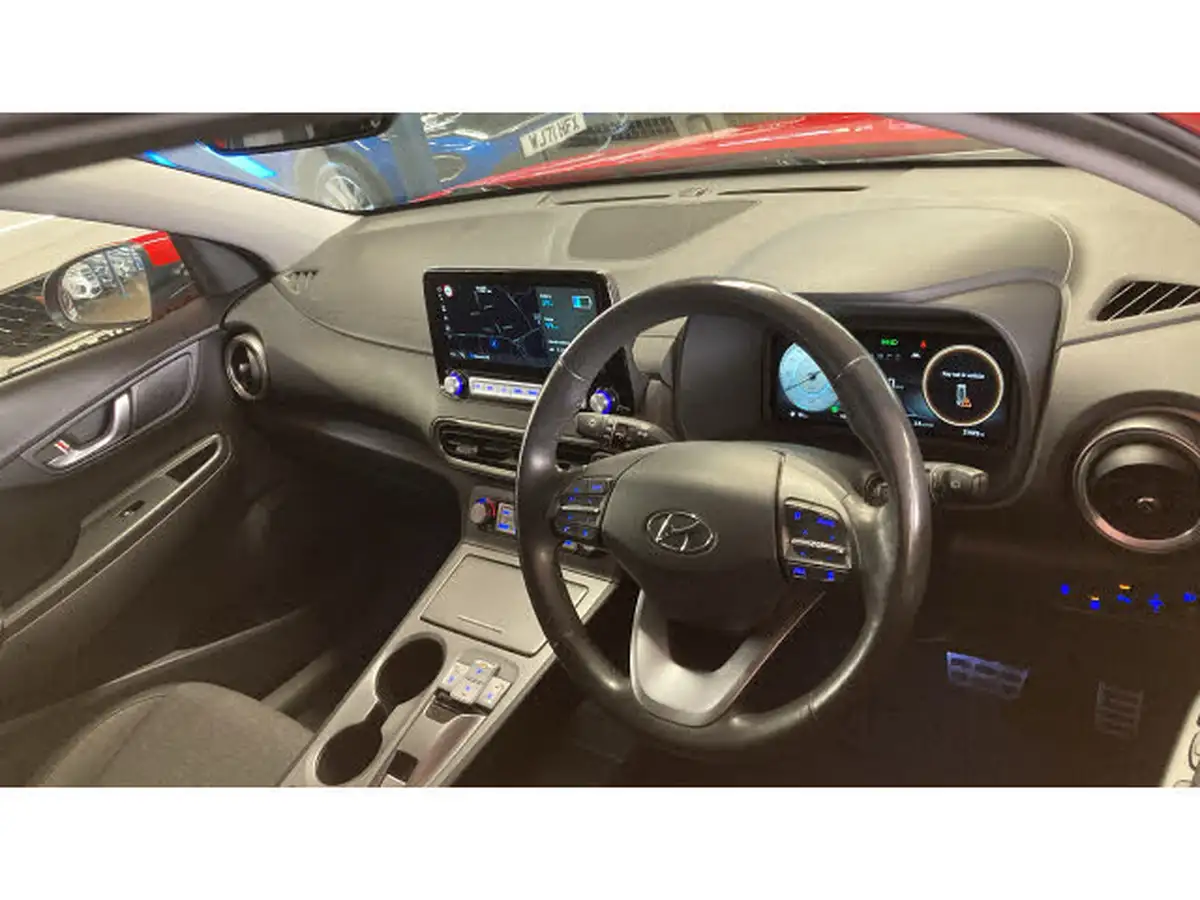 2022-hyundai-kona-e-premium-204ps-64kwh-7kw-obc-big-13