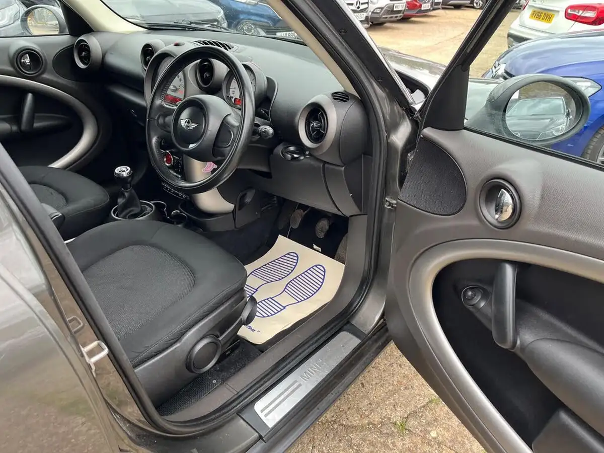 2012-mini-countryman-16td-cooper-big-10