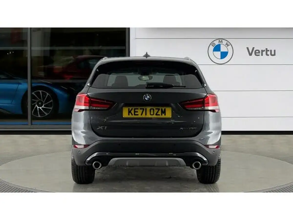 2021-bmw-x1-20-xdrive20i-xline-big-14