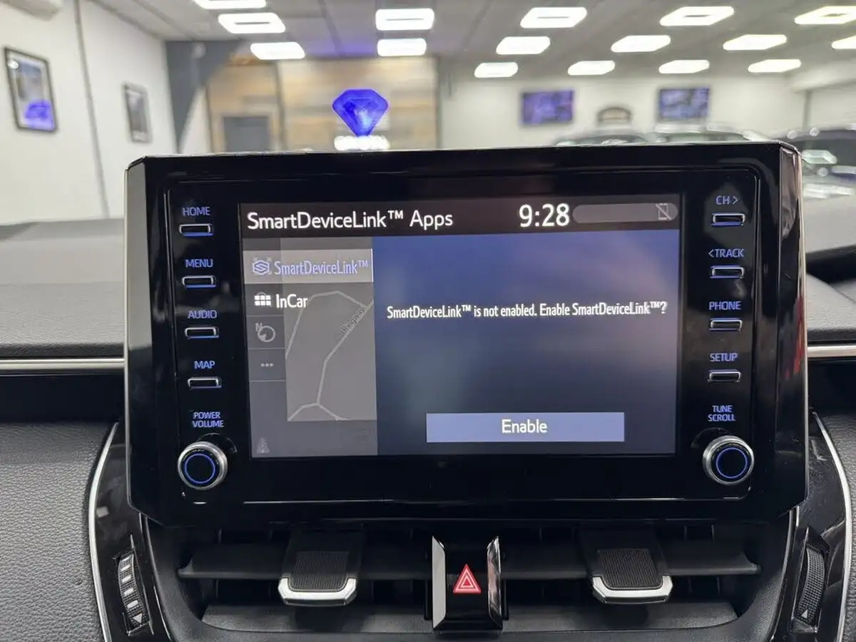 2020-toyota-corolla-big-27