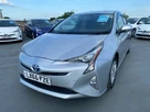 2017-toyota-prius-hybrid-small-13