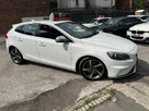 2013-volvo-v40-20td-d4-r-design-small-11