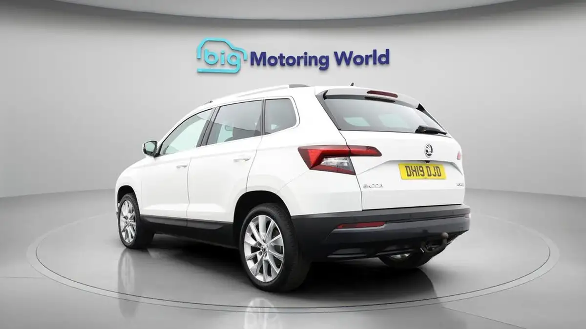 2019-skoda-karoq-16tdi-se-l-dsg-big-5