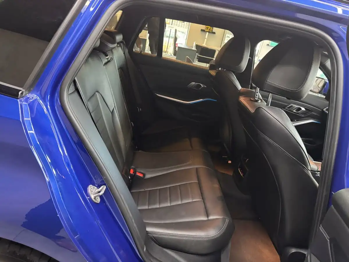 2021-bmw-3-series-20-330e-xdrive-m-sport-touring-5d-big-17