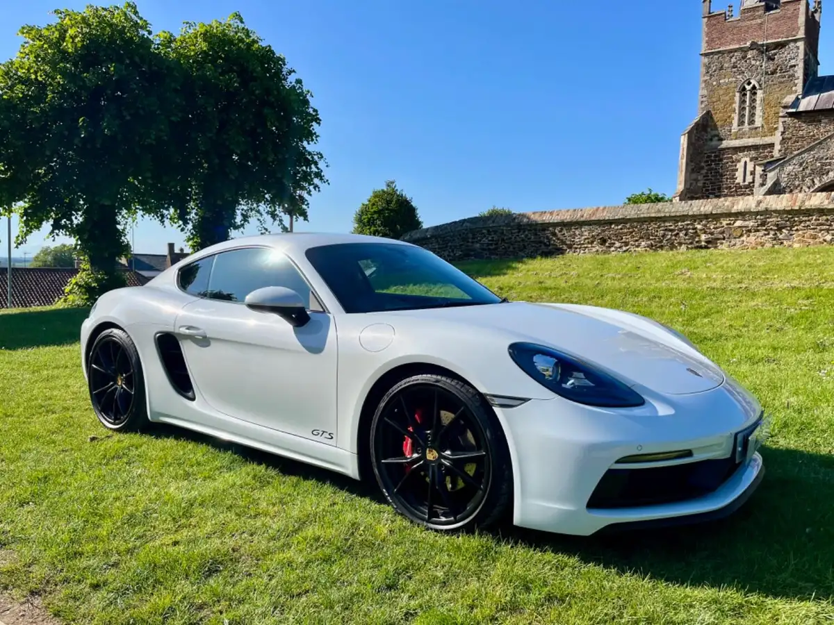 2018-porsche-cayman-718-25-cayman-gts-ss-pdk-big-3