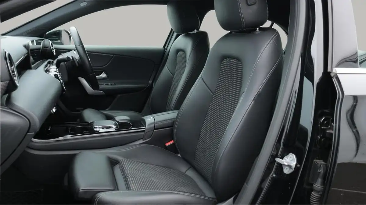 2019-mercedes-benz-a-class-15d-a180d-sport-executive-hatchback-5d-7g-dct-big-14