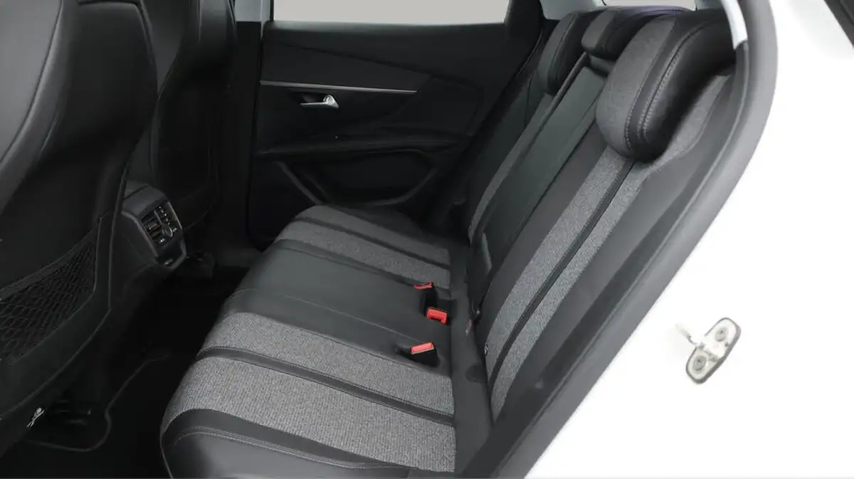 2018-peugeot-3008-suv-15-bluehdi-allure-big-16