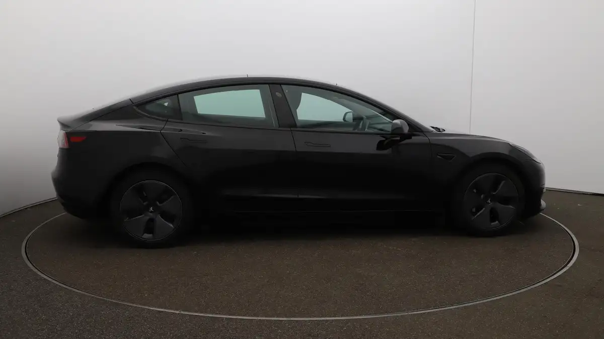 2021-tesla-model-3-e-standard-plus-big-8