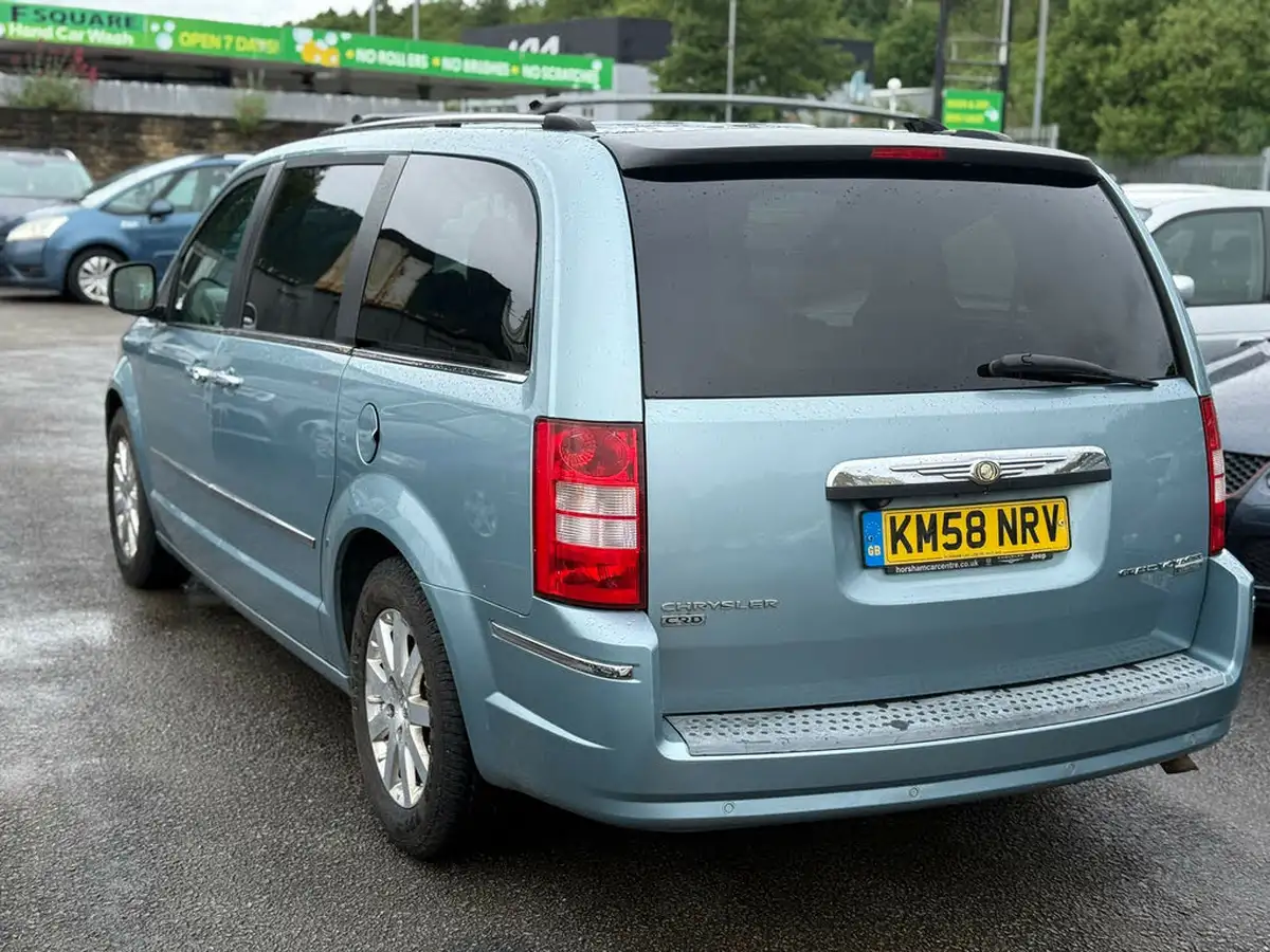 2008-chrysler-grand-voyager-28td-limited-big-4