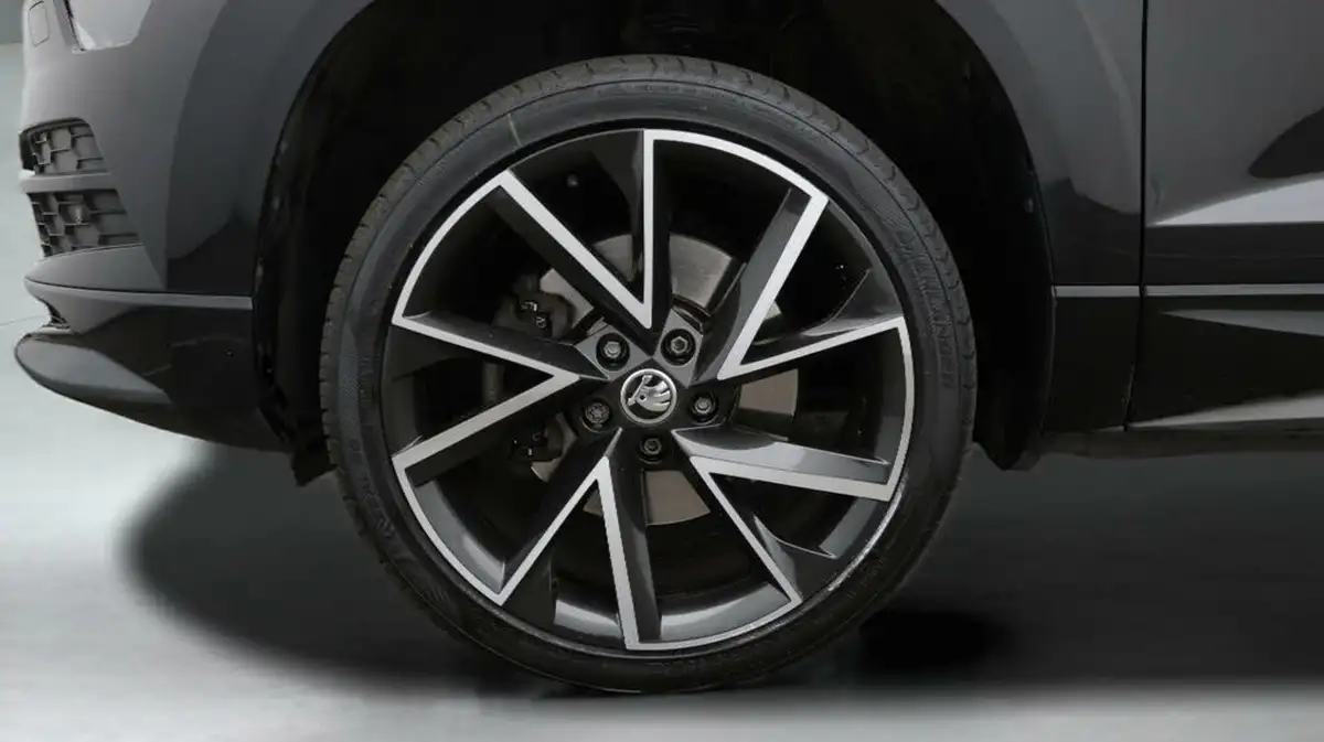 2020-skoda-karoq-15-tsi-sportline-dsg-big-18