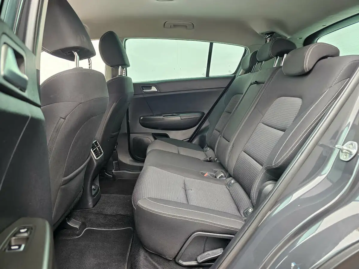2019-kia-sportage-16-gdi-2-big-9