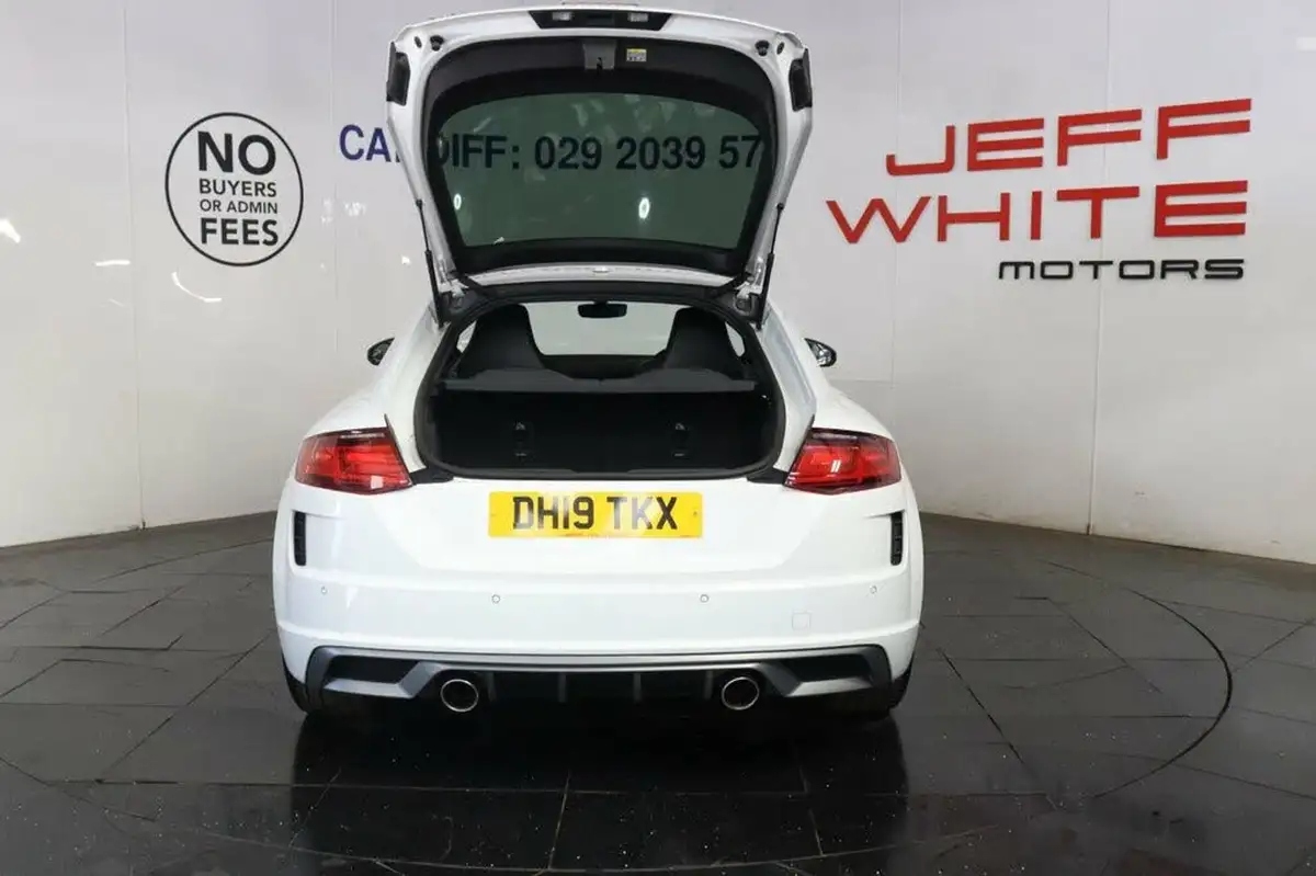 2019-audi-tt-coupe-20-40-tfsi-s-line-big-18