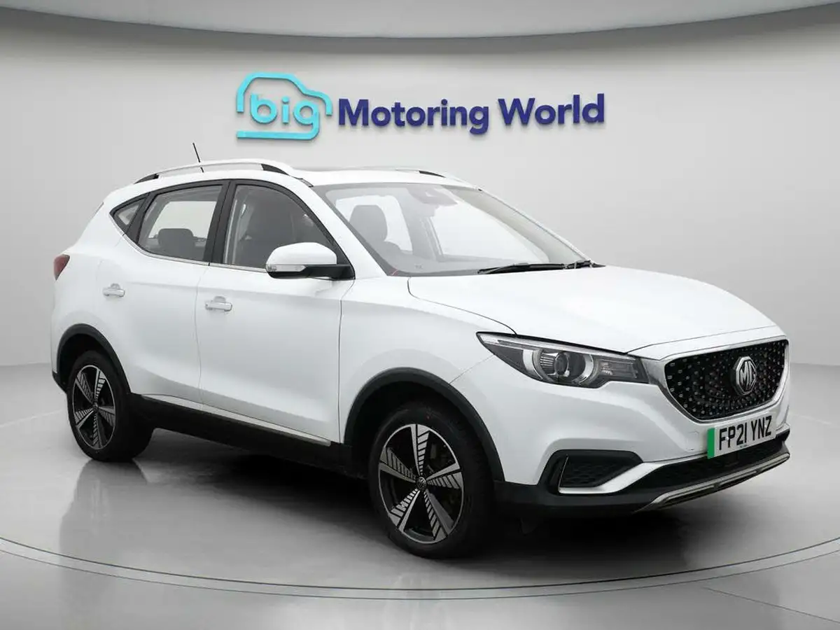 2021-mg-zs-suv-e-exclusive-ev-big-0