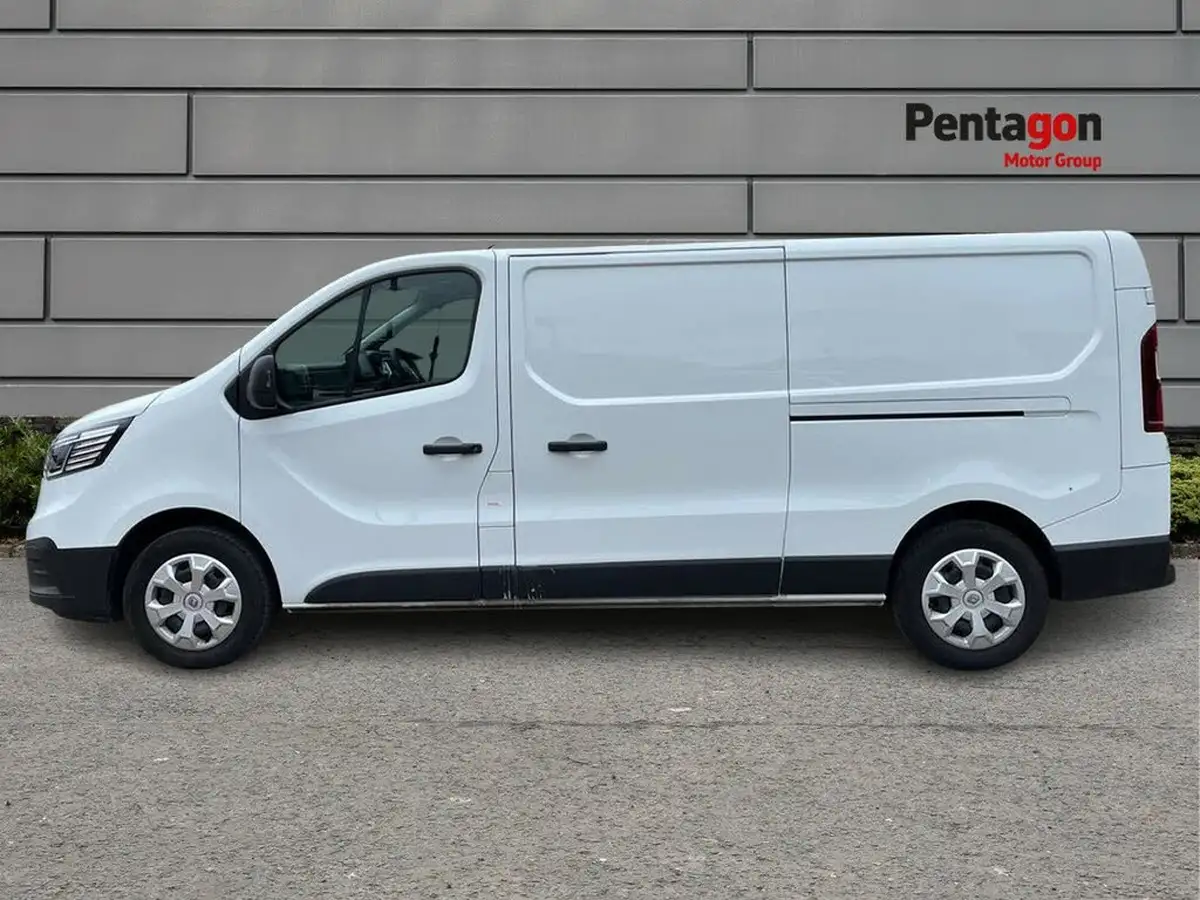 2024-renault-trafic-20dci-ll30-130-advance-panel-big-14
