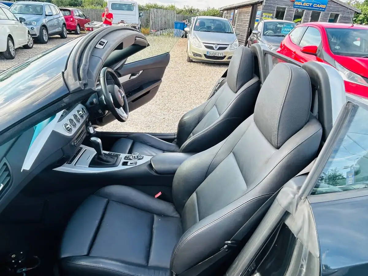 2009-bmw-z4-30-sdrive30i-258bhp-auto-big-9