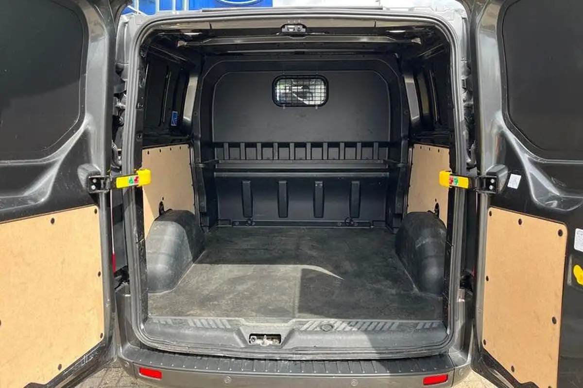 2023-ford-transit-custom-20tdci-320-l2h1-limited-170pseu6dt-double-cab-in-van-1997cc-auto-big-4