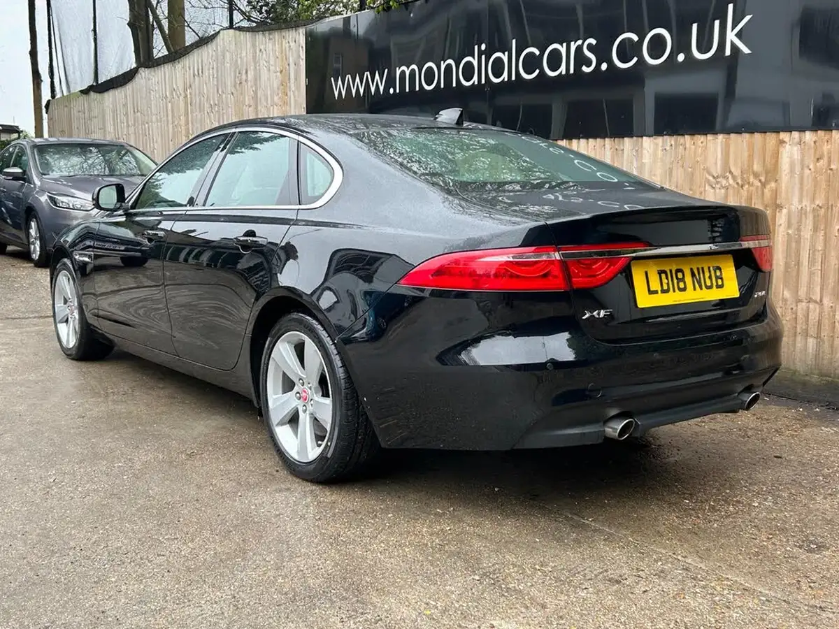 2018-jaguar-xf-20i-portfolio-200ps-saloon-4d-1999cc-big-15