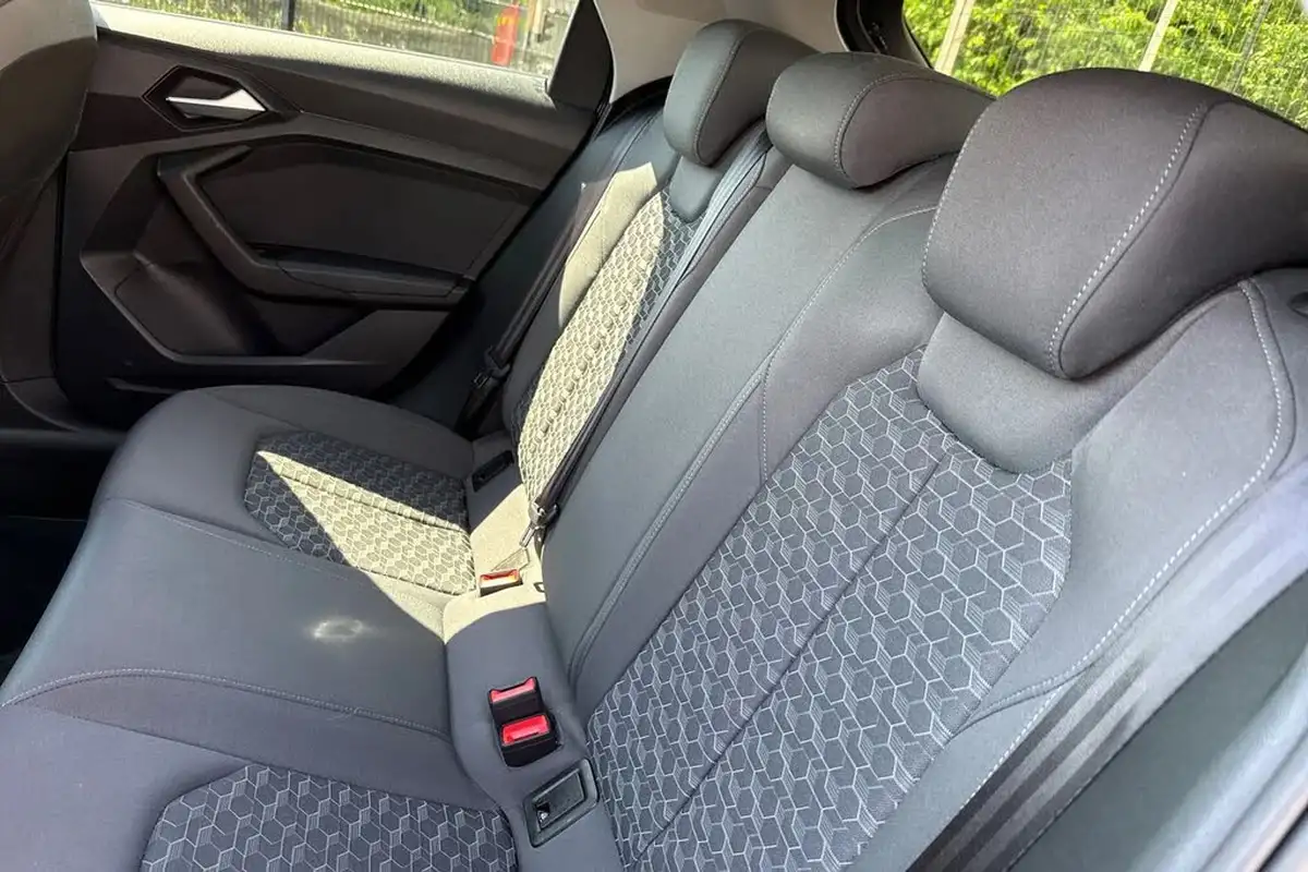 2022-audi-a1-10-30-tfsi-sport-big-18