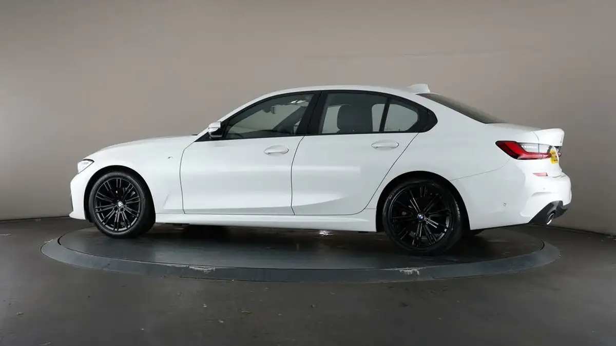 2022-bmw-3-series-20td-320d-m-sport-mht-saloon-4d-big-68