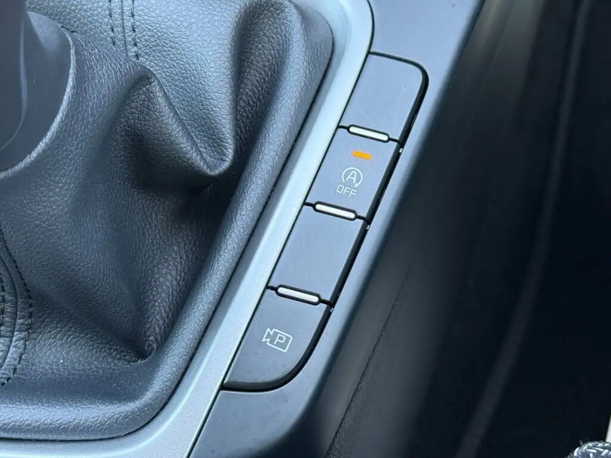 2023-kia-xceed-15-t-gdi-2-158bhp-big-28