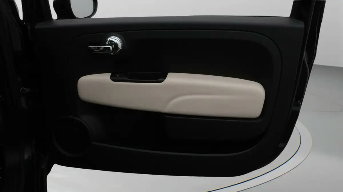 2022-fiat-500-10-dolcevita-big-15