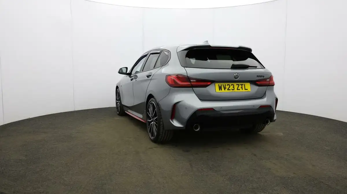 2023-bmw-1-series-20-128ti-lcp-big-32