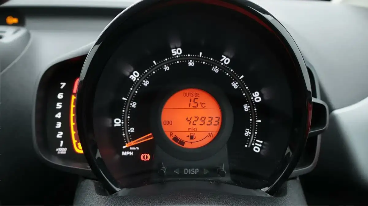 2019-toyota-aygo-10-vvt-i-x-trend-big-10