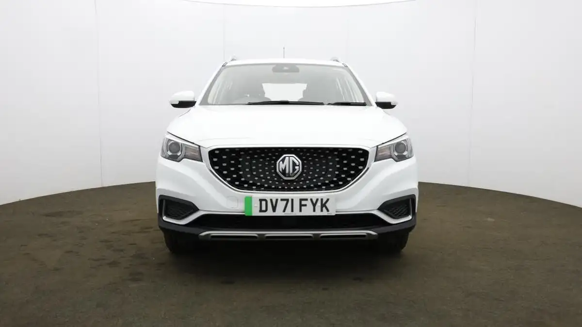 2021-mg-zs-suv-e-exclusive-ev-big-33