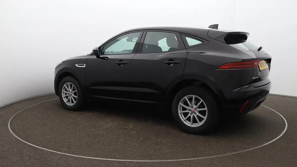 2019-jaguar-e-pace-20-i4d-150ps-big-37