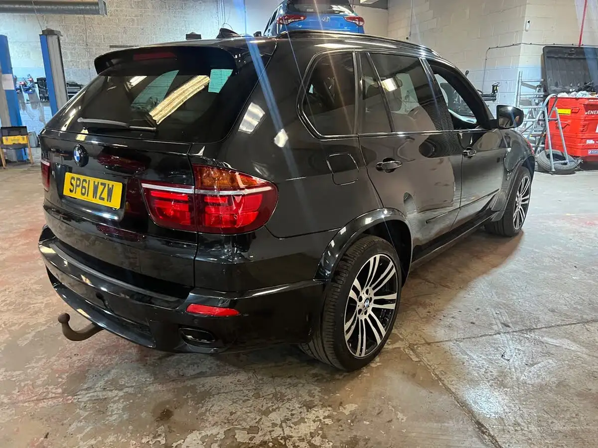 2011-bmw-x5-30td-xdrive40d-m-sport-big-4